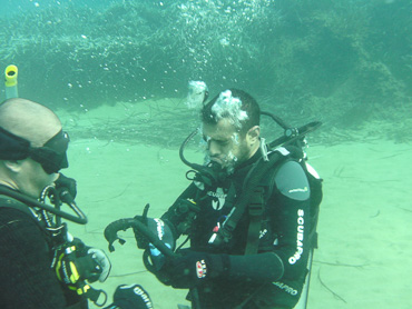 divers student and instructor